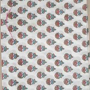 Tela de Algodón Hecha a Mano en India, Tela Estampada a Mano Sanganeri de Jaipur, Material en Bruto para Vestidos - Product Image 3