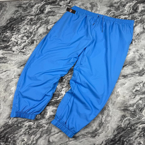 Conjunto Deportivo Personalizado de Estilo Moderno para Hombre, Chaqueta y Pantalones de Nylon, Talla 3XL, Color Blanco - Product Image 3