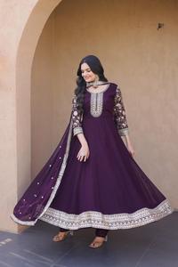 Traje Anarkali Tradicional Indio-Pakistaní para Mujer, con Bordado, Largo hasta el Suelo, Estilo Holgado, Color Magenta, para Fiestas - Product Image 5