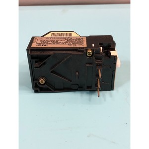 5 Relais FUJI ELECTRIC TK-ON, Protection Contre les Surcharges 4NK0AJ - Équipements et Pièces Semi-conducteurs d'Occasion Fiables à l'International - Product Image 3