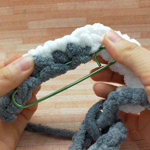 Soportes para puntadas de tejer, soporte para puntadas de hilo, juego de seguridad, aleación de aluminio para tejer nociones/ganchillo de 9cm de largo - Product Image 4