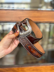 Nuevo cinturón de cuero genuino de grano completo occidental personalizado hecho a mano, cinturón en relieve para hombres con hebilla de vaquero, correa de cinturón hecha a mano - Product Image 2