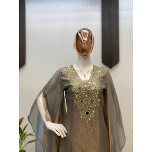 Hermoso conjunto de top y pantalón de gasa con adornos de espejos reales para fiestas - Product Image 4