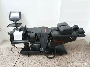 Table de décompression vertébrale non chirurgicale de qualité supérieure, réglable en hauteur électriquement, pour la chiropratique et la physiothérapie – Fabricant - Product Image 4