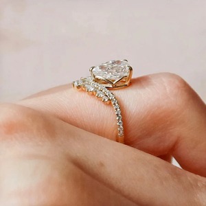 แหวนเพชรทรงหยดน้ำ 2.15 กะรัต แบบเพียร์คัท เพชรเลี้ยงในห้องปฏิบัติการ วงแหวนโค้งแบบฟลอตติ้ง บาสเซ็ต แหวนหมั้น แหวนแต่งงาน ของขวัญสุดโรแมนติกสำหรับผู้หญิง - Product Image 3