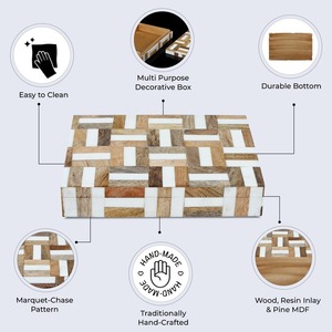Boîte à bijoux artisanale en bois avec incrustations en os, étui de rangement rectangulaire avec couvercle pour colliers et souvenirs - Product Image 3