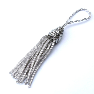 Frange décorative en tins argenté métallisé pour rideaux, vêtements et ornements, avec fils de tins argentés - Product Image 4