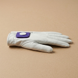 Gant de golf et de cyclisme OEM personnalisé en cuir Cabretta, antidérapant, pour main gauche, avec dos perforé, sangle réglable, respirant, pour le sport, marque privée - Product Image 4