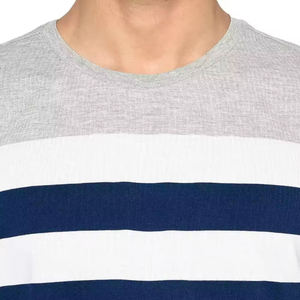 Camiseta Deportiva Ligera para Hombre, Corte Ajustado, Estilo Ringer, Personalizable, 100% Algodón y Poliéster - Product Image 2