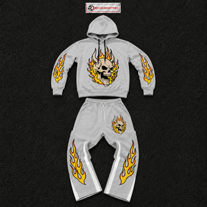 ชุดเซ็ตเสื้อฮู้ดดี้และกางเกงจ็อกเกอร์ลายกราฟิกหัวกะโหลกสีเงินสำหรับผู้ชาย สไตล์โกธิค สตรีทแวร์ ลายพิมพ์ไฟ ชุดลำลองสปอร์ตแวร์สองชิ้น - Product Image 5