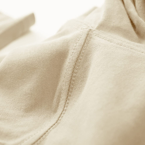 T-shirt à capuche personnalisé à manches courtes avec ourlet incurvé pour homme – Respirant, décontracté, streetwear - Product Image 5