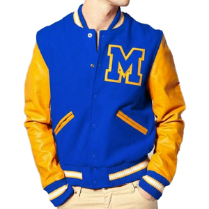 Giacca Varsity Bianca e Gialla da Uomo con Ricamo 'M' Rosso e Maniche in Pelle, Stile Preppy per l'Autunno - Product Image 3