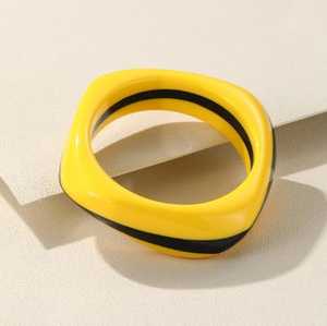Brazalete de Cuentas de Resina Ecológicas Hechas a Mano en India con Diseño Personalizable, Joyería Clásica de Moda para Mujeres y Niñas, de la Mejor Calidad - Product Image 2