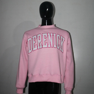Sudadera DERENICK PINK con cuello alto, 100% BLANCA, con apliques bordados, cuello ancho, hilos finos. - Product Image 1