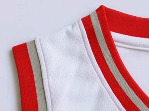 Maillot de basketball personnalisé blanc à fines rayures orange et bleues, uniforme 2026, kit d'équipe 2025 entièrement sublimé, vêtements de sport professionnels - Product Image 5