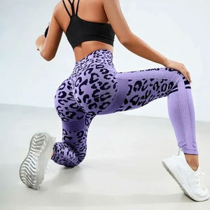 Leggings de yoga pour femmes de qualité supérieure, respirants et élégants, à prix bas, grandes tailles, en vente, OEM - Product Image 6