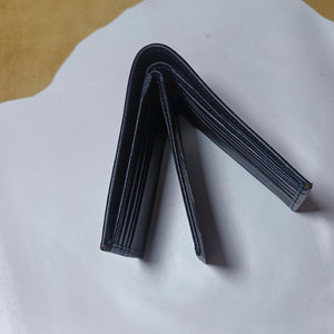 Portefeuille en cuir de vachette fait main avec poils, portefeuille bifold en cuir véritable, design en fourrure naturelle, portefeuille pour homme de haute qualité - Product Image 5