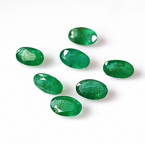 Esmeralda Zambiana Natural de Corte Ovalado de 1.40 Quilates, Calibrada de 3x5 mm, Facetada, Suelta, Translúcida, Hermosa, Lote de 7 Piezas - Product Image 3