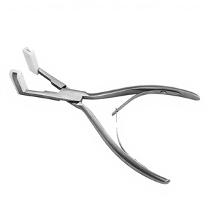 Nouvel ensemble d'accessoires pour extensions de cheveux à clipser en acier inoxydable : pinces, peigne de sectionnement, pinces à forte adhérence antidérapantes - Product Image 5