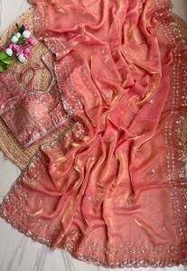 ชุดเลเฮนกาโชลีผ้าไหมเนื้อหนักคุณภาพพรีเมียม ปักลายด้วยเลื่อมและงานตัดเย็บประณีต พร้อมผ้าแคนแคนและผ้าปัตตา  ยอดนิยม - Product Image 1