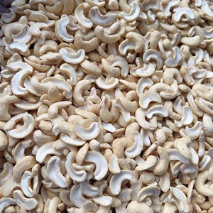 Venta Caliente de Nueces de Anacardo Crudas de Vietnam, WW320, WW240, Disponible en Envases de Marca Privada - Product Image 1