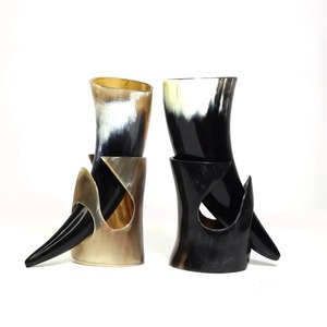 Mug en corne de Fenrir artisanal d'Inde, style viking unique, incrusté d'agate, noir uni avec une beauté naturelle artisanale - Product Image 2