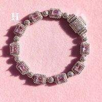 Bracelet de luxe en or blanc 14K avec diamants roses taille émeraude et halo de saphirs roses VVS cultivés en laboratoire, fermoir boîte, style Iced Out