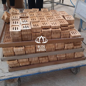 Porte-savon en bambou écologique le plus vendu – Boîte de rangement pour comptoir de salle de bain - Product Image 1