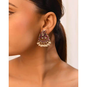 Boucles d'oreilles pendantes fines en argent Meera Jaipur Laal Cut - Product Image 1