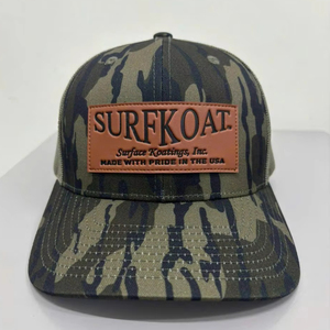 Gorras Trucker Personalizadas con Parche de Cuero en Relieve, Gorras Trucker Ajustables Precurvadas con Impresión Personalizada de Alta Calidad en Vietnam - Product Image 1