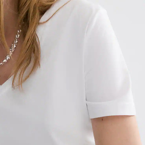 Camiseta de Algodón con Cuello en V y Mangas Cortas, Cómoda, Transpirable, Informal, a la Moda, Servicio OEM, Corte Moderno para el Verano 2026 - Product Image 4