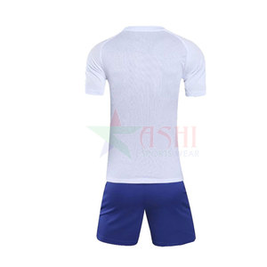 Uniforme de Fútbol Personalizado 2026, 100% Poliéster, Tallas Grandes para Hombre, Alta Calidad, Secado Rápido, Transpirable, Nueva Llegada - Product Image 5