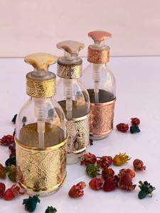 Juego de 3 Dispensadores de Vidrio con Bomba de Metal para Loción, Perfectos para Eventos en Casa, Banquetes y Fiestas, Venta al por Mayor desde India - Product Image 5