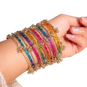 Bracelets colorés plaqués or de style cachemiri avec perles d'imitation, bijoux de fête et de mariage pour femmes, style indien, pakistanais, punjabi. - Product Image 1