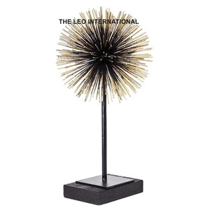 Esculturas Metálicas de Alambre Dorado, Diseño Antiguo, Venta al por Mayor, Decoración para Sala de Estar, Esculturas Metálicas Elegantes al Precio Más Bajo - Product Image 1