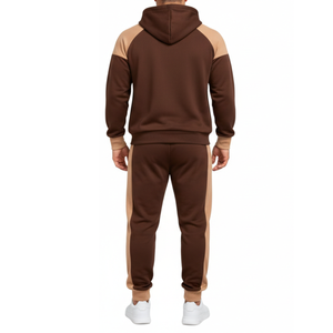 Conjunto Deportivo para Hombre en Color Chocolate Marrón y Beige Arena – Sudadera con Mangas Raglán y Puños en Contraste y Pantalón a Juego - Product Image 3