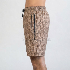 กางเกงขาสั้นเอวสูงสำหรับผู้ชาย รุ่น Performance Extended Awrah ผลิตจากวัสดุยืดหยุ่นพร้อมขอบเอวยางยืด เหมาะสำหรับการออกกำลังกาย วิ่ง และเล่นกีฬา - Product Image 4