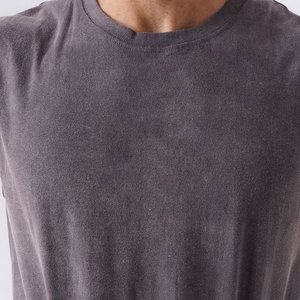 Camiseta Deportiva de Gimnasio de Alta Calidad, Elástica en Cuatro Direcciones, Material de Nailon y Elastano, Secado Rápido, Diseño Holgado, Sin Mangas - Product Image 6