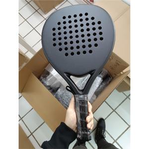 Raquette de padel en fibre de carbone en forme de larme |   Housse en cuir personnalisée OEM |   Entraînement professionnel léger et fait main - Product Image 5