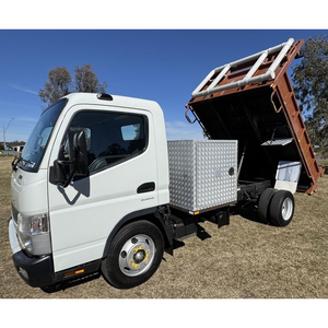 Mitsubishi Crew Van 2019 – Vehículo Comercial Multiusos Nuevo de 12 Plazas 1SUZU Crew Van con Cámara Trasera y Caja de Cambios FAST - Product Image 5