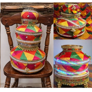 Lampe traditionnelle Phulkari Jaggo pour mariage punjabi, triple éclairage LED avec cadre en acier, taille personnalisée, décoration de mariage - Product Image 1