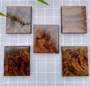 Sous-verres en bois de qualité supérieure, sous-verres en bois massif, sous-verres en bois d'acacia, sets de table – Prix très compétitif - Product Image 6