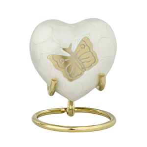 Elegante Urna Conmemorativa en Forma de Corazón Plateada y Dorada con Motivo Floral Grabado a Mano y Base Plateada - Product Image 5