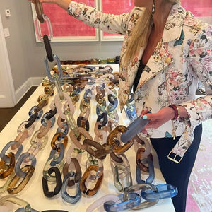 Chaîne décorative en résine à motif marbré pour sculpture murale d'intérieur, ornement esthétique moderne pour la décoration du salon - Product Image 1