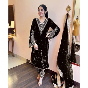 Fatema Fashion, prêt-à-porter, lavable en machine, velours lourd de créateur, broderie, séquence, travail de moti, salwar indien pour femmes, tenue de soirée - Product Image 4