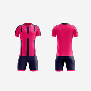 Maillot de football américain Isiah Pacheco 10 Mahomes pour homme, qualité supérieure 1:1, rouge, noir, blanc, brodé, édition limitée originale - Product Image 4