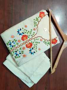 Kurti de Diseño Único con Forro de Algodón Mal y Costuras Elegantes para Fiestas, Festivales y Ocasiones Casuales en Venta - Product Image 6