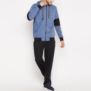 Sudadera Azul con Capucha y Cierre de Cremallera con Detalles Negros y Pantalones Deportivos a Juego, Conjunto Deportivo de 2 Piezas, Corte Regular, Largo Completo, Unisex - Product Image 1