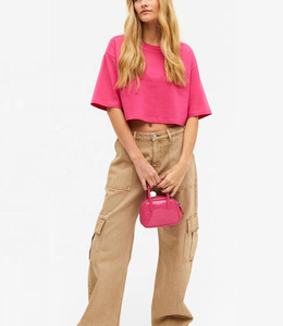 T-shirts courts pour femmes, design personnalisé, tendance 2026, pour usage extérieur, couleur unie, confortables - Product Image 3