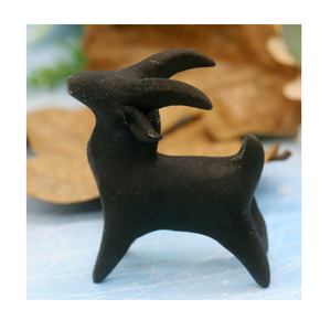 Figura de Cabra Tallada en Mármol, Estilo Animal, Decoración para el Hogar en Colores Blanco y Negro, Gran Venta - Product Image 4